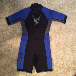 HO Sports X-Factor Kids Black and Blue, Short Sleeve, Zipper-Back, Shorty Spring